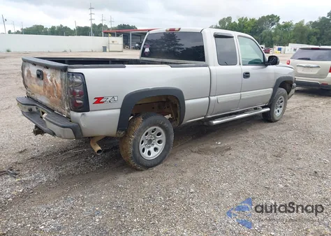 2004 Chevrolet Silverado 1500 Z71 z USA, uszkodzony, nr VIN 2GCEK19T741274325